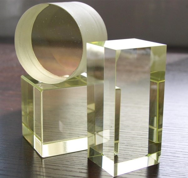 Faraday Rotator Glass